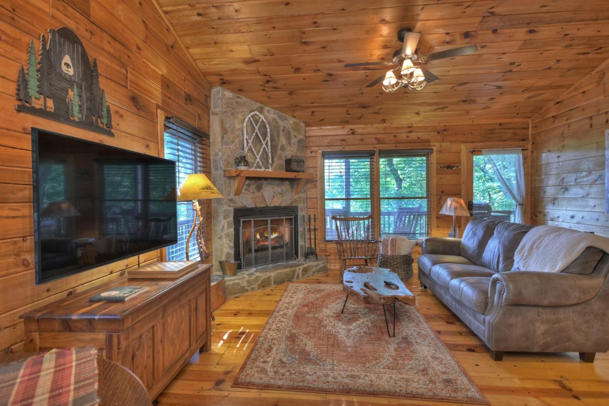 Bearfoot Ridge Wood-Burning Fireplace Cozy Hot Tub Serene Views Ellijay Zewnętrze zdjęcie